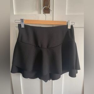 New look black skort, xs